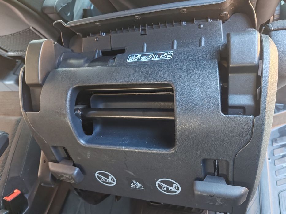 Сидушки крісло на Мерседес v class A4479400000