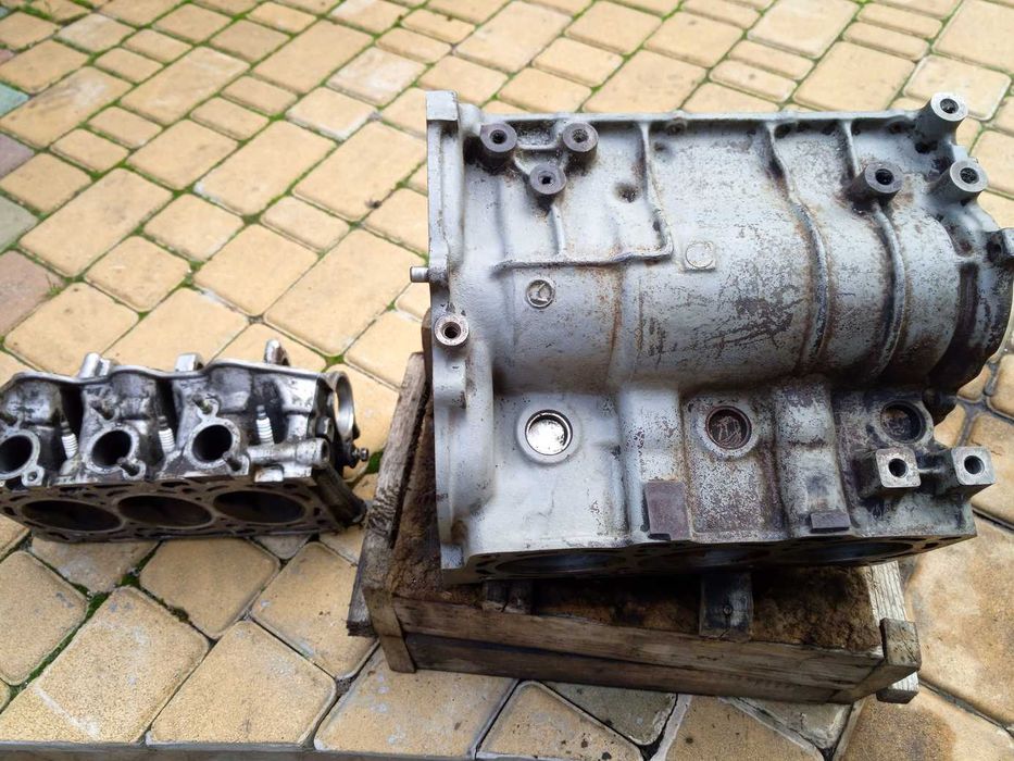 Блок + ГБЦ Subaru Justy 1,2  1984-1990