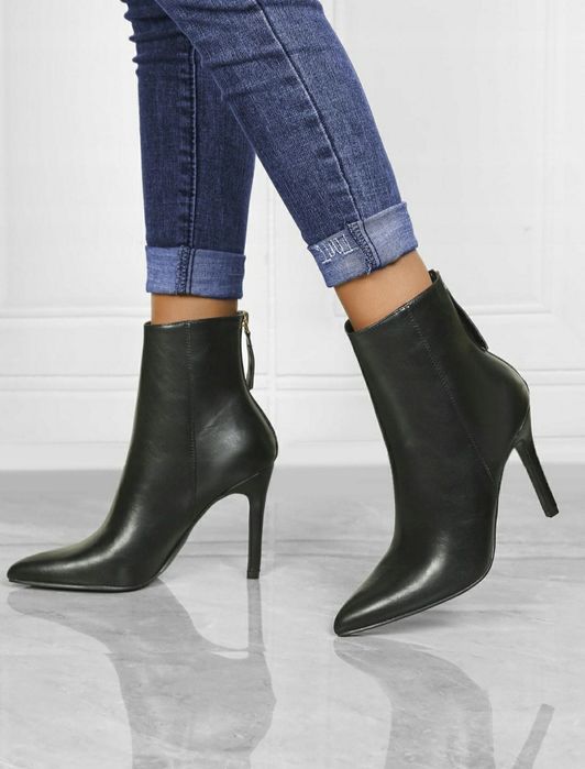 Czarne szpilki r. 43