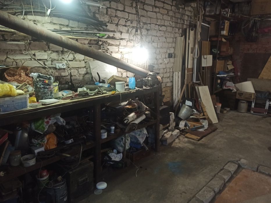 Продам гараж г/к "Старт"