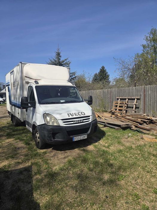 Iveco Daily 2.3 – kontener z windą | 8 EP
