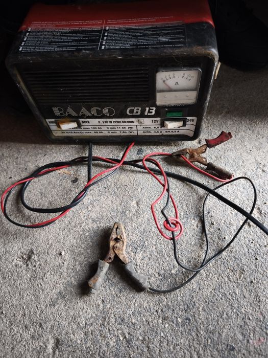 Várias máquinas de construção