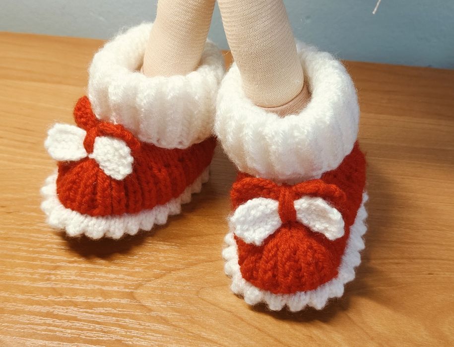 Продам дитячі пінетки