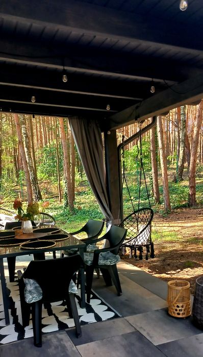 Dom w lesie, blisko jeziora, Wieleń zaobrzański