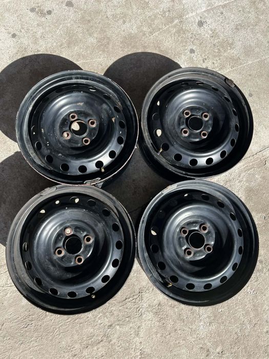 Felgi stalowe R15 4x100 ET45 Toyota Yaris II III