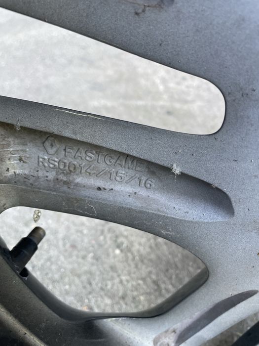 Renault Captur alufelgi 17 koła 4x100