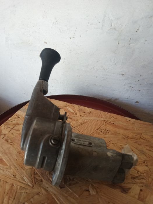 Продам запчастини на Зіл 130