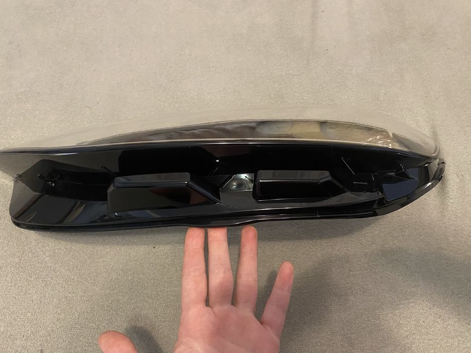 Скло фари Audi A4 B9 Facelift 2020–2025 — ліва, права або комплект