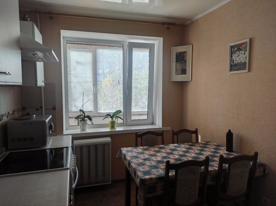 Продам 3х-комнатную квартиру в Хортицком районе