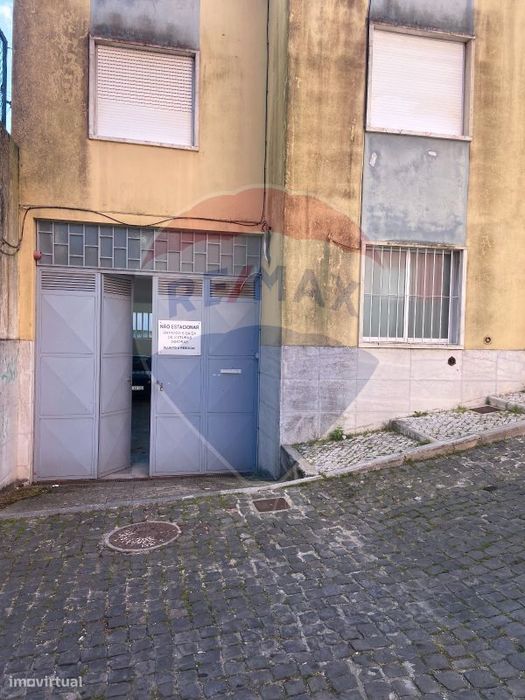 Armazém T1 para arrendamento