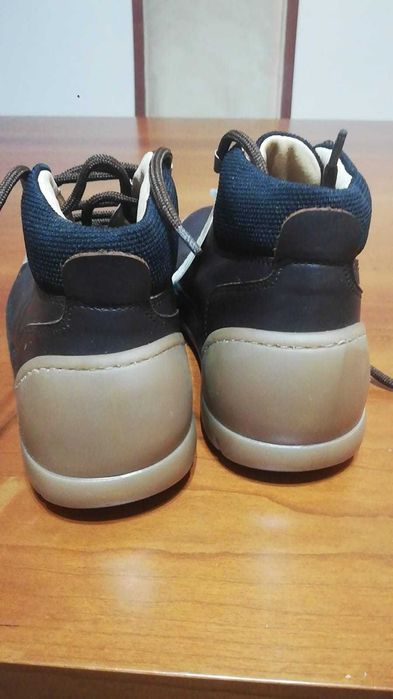 Botas Criança Novas - Tamanho 35