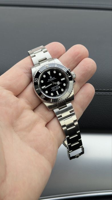 Rolex Submariner No Date 114060 - 2019