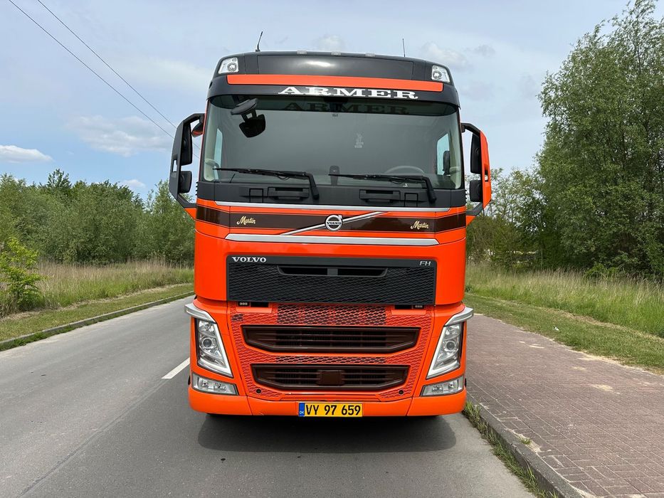 Volvo FH 500 8X2 WYWROTKA DO ZBOZA Z POMPA SAMOZALADOWCZA