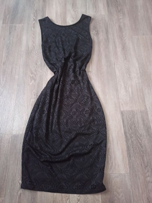 Жіноче вечірнє плаття