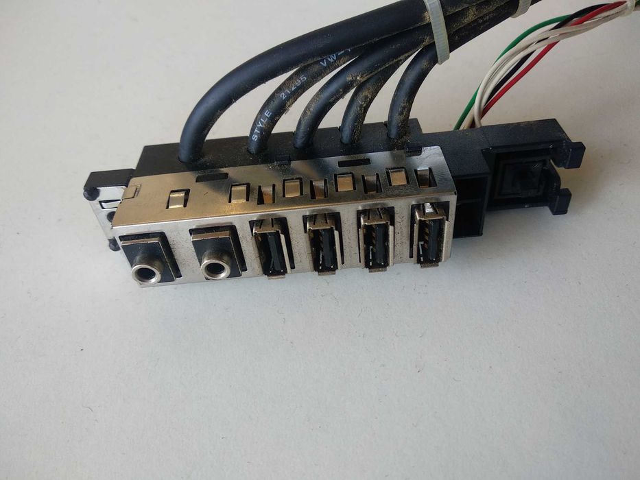 фронт панель - плата с  USB и Audio  HP Compaq PRO 6300 SFF 8100 Elite