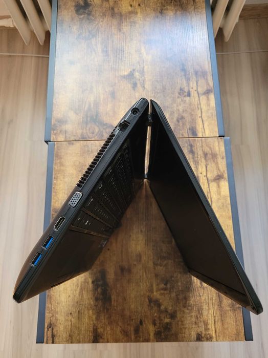 [Używane][Uszkodzone] Laptop Samsung NP350E5C-S05PL