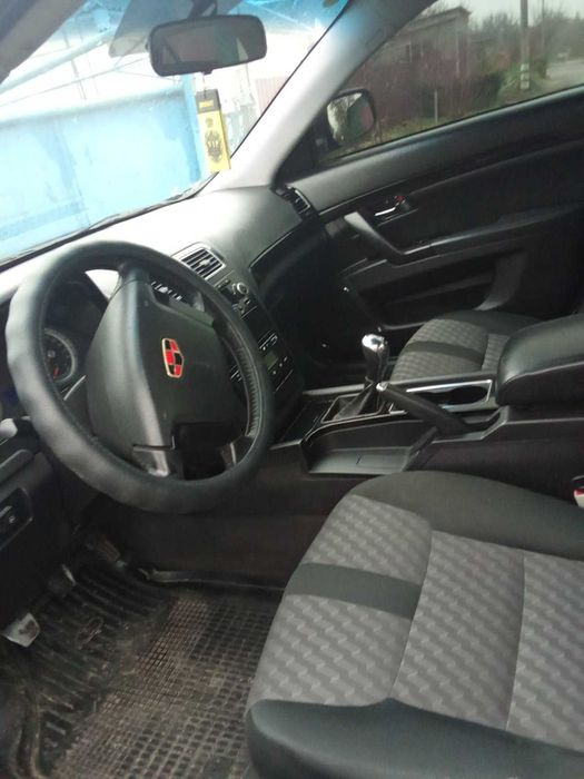 Geely Emgrang 8      .