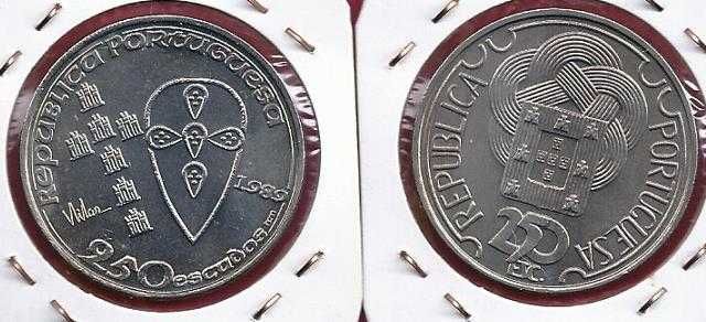 MOEDAS COMEMORATIVAS   2  DE 250$ ESCUDOS  NIQUEL NOVAS