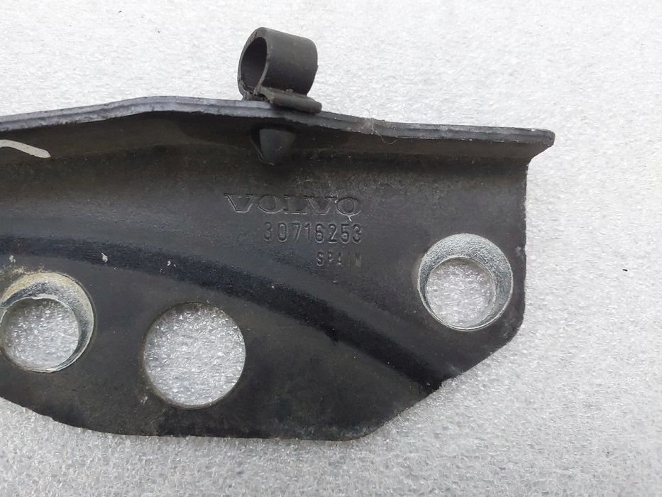 Dobradiça capot VOLVO V50 (MW)