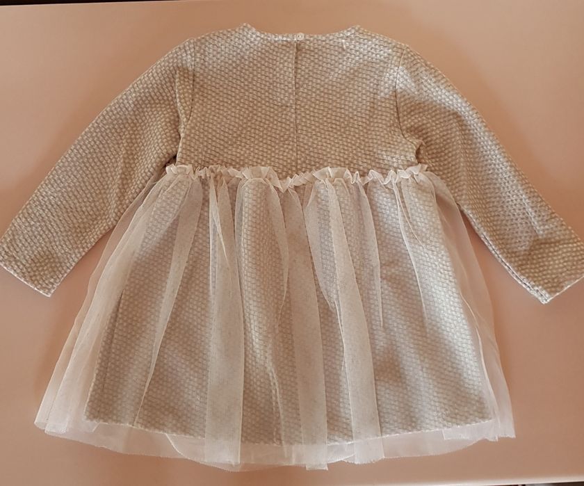 Vestido tamanho 18-24 meses