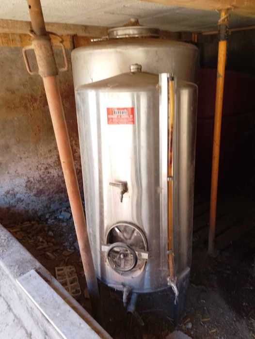 Cubas em inox 350L e 1000L