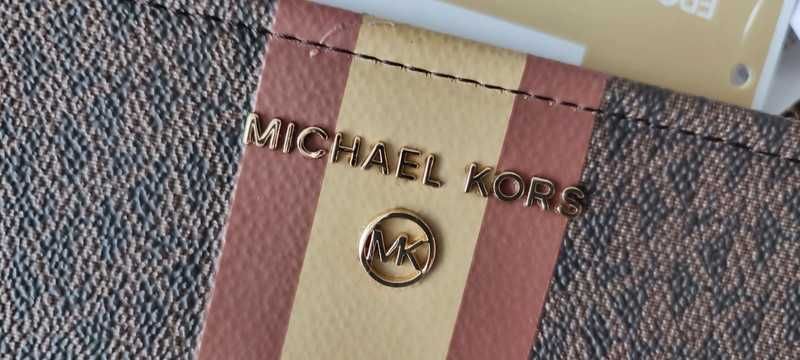 Michael Kors Saszetka nerka Brown