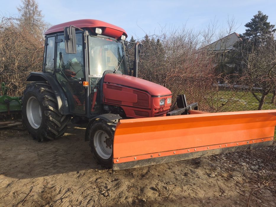 Ciągnik Tym T431