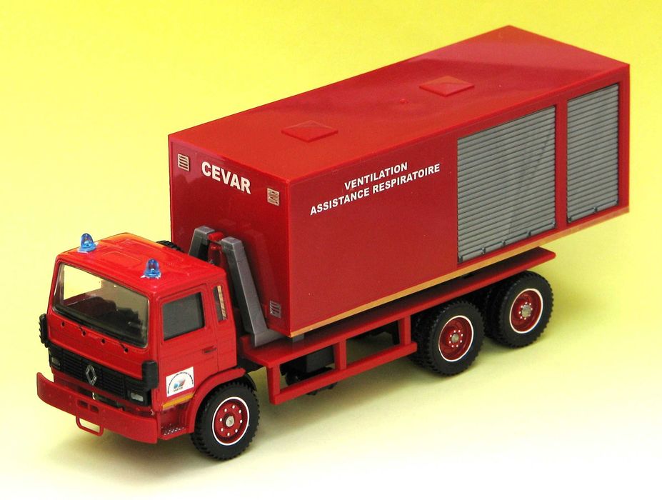 miniatura Renault de Bombeiros 1/55 Solido em caixa
