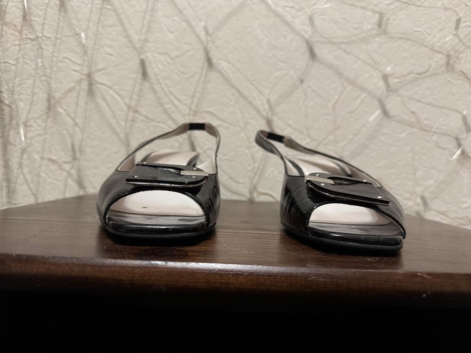 Продам жіночі туфлі Elite by Monarch