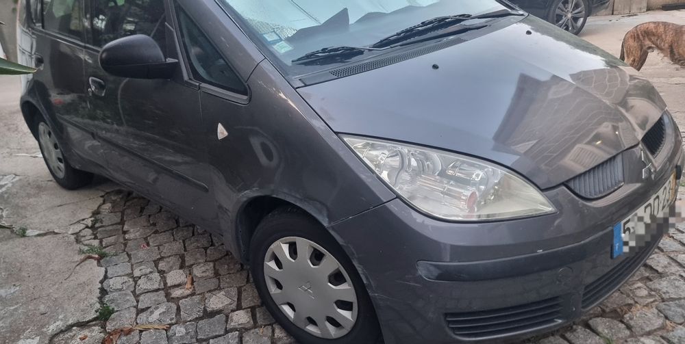 Carro  Mitsubishi