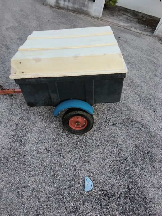 Vendo reboque de fibra