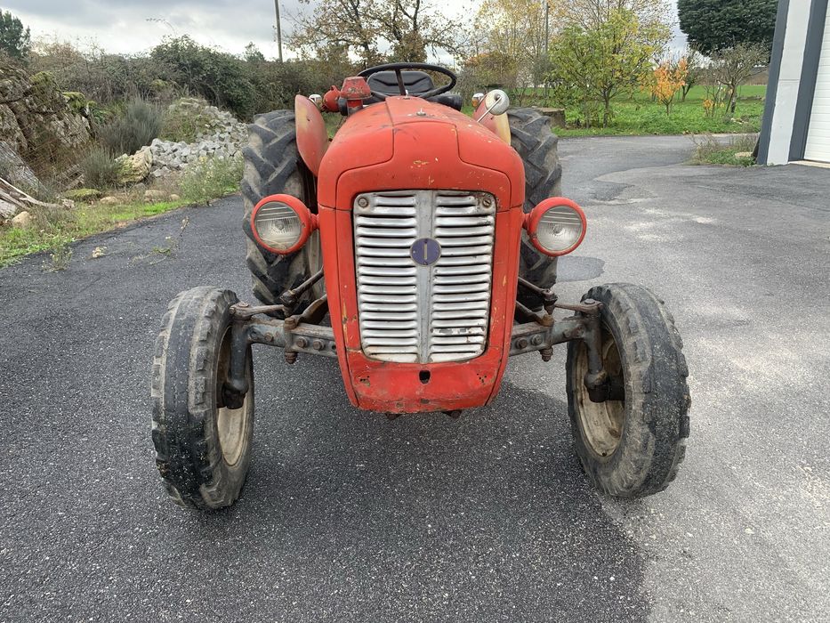 Trator massey fergunson