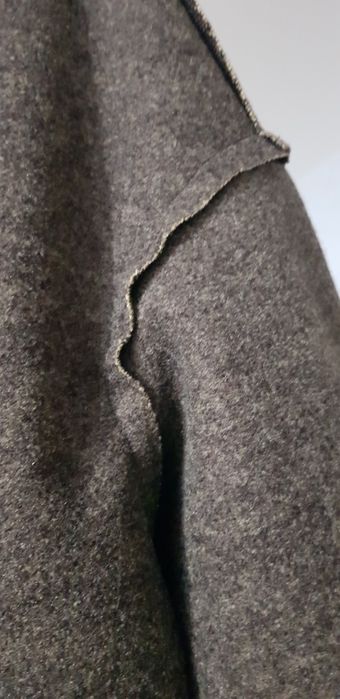 Продам коротке вовняне пальто