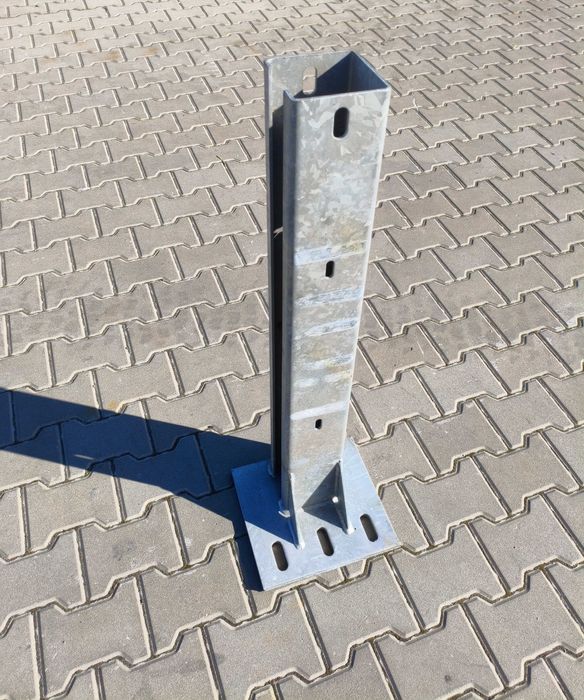 Fotowoltaika, słupki od barier, marki, flansze, profile, stopy