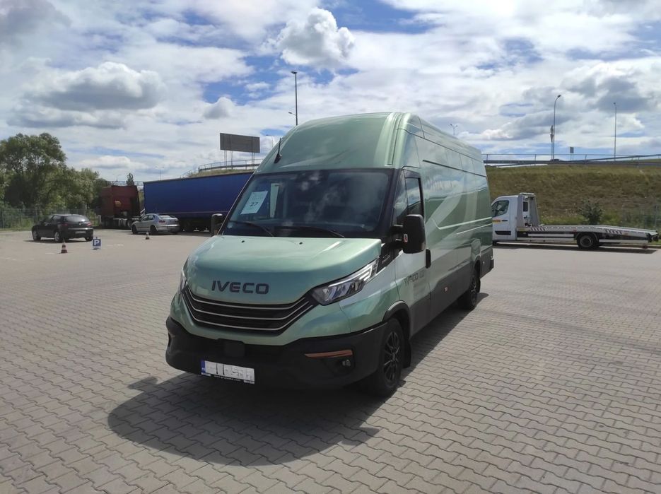 Iveco Daily 35S16  (32702)