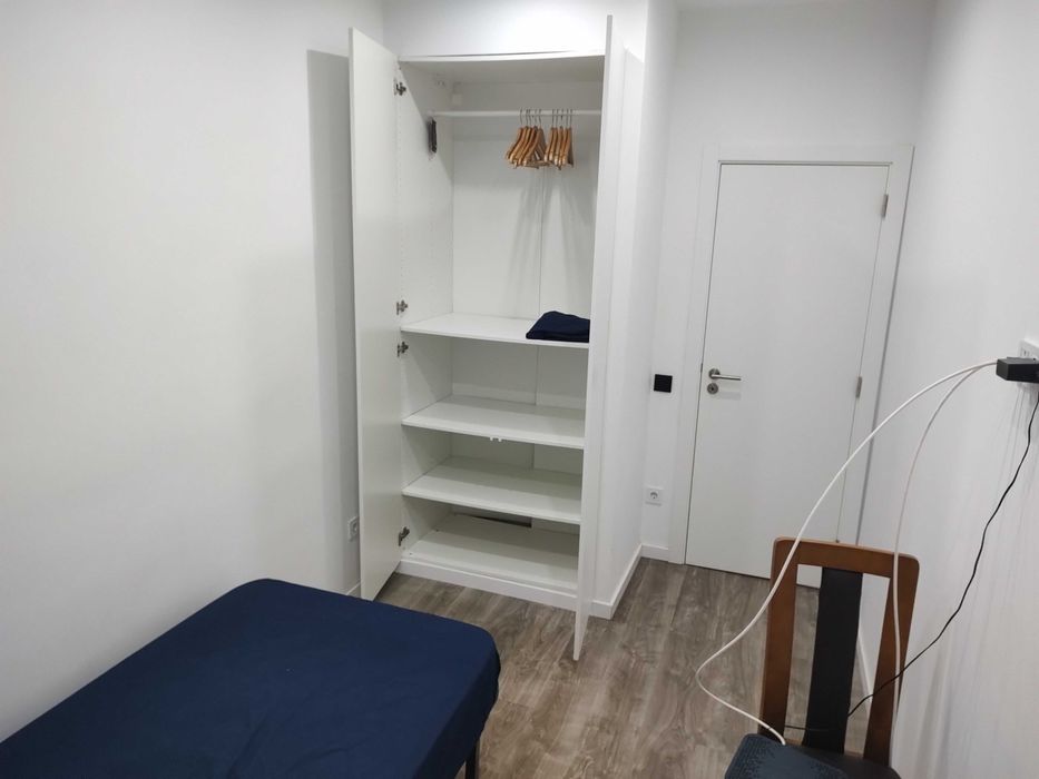 Arrendo quarto para uma pessoa