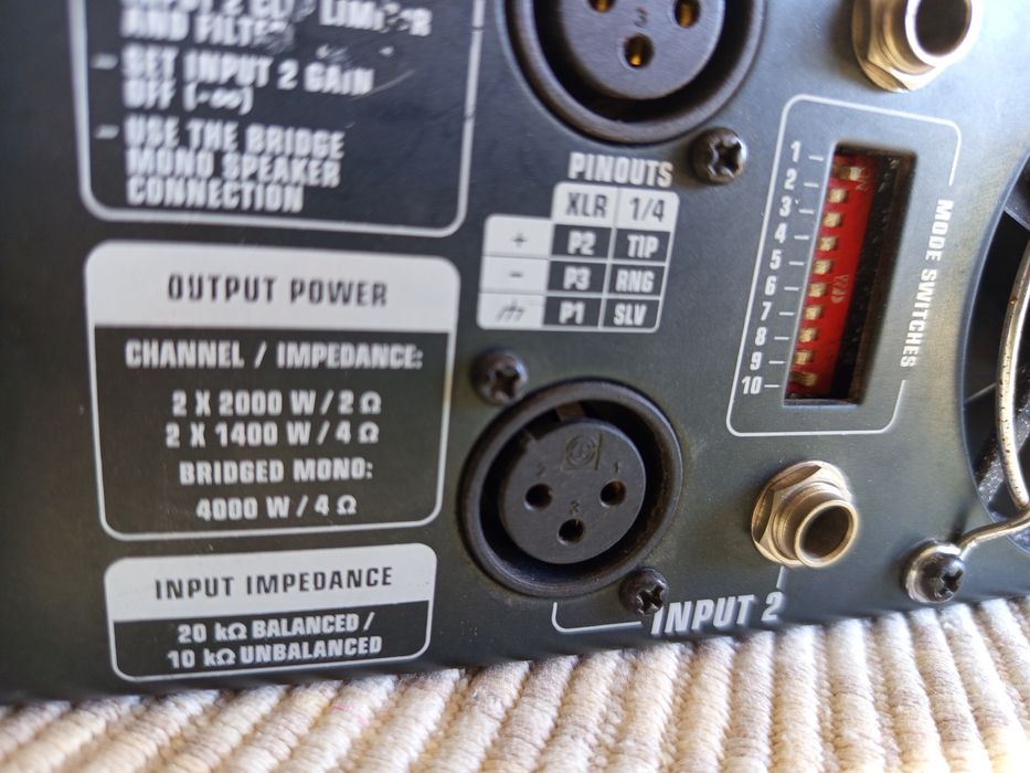 Amplificador Behringer EP 4000