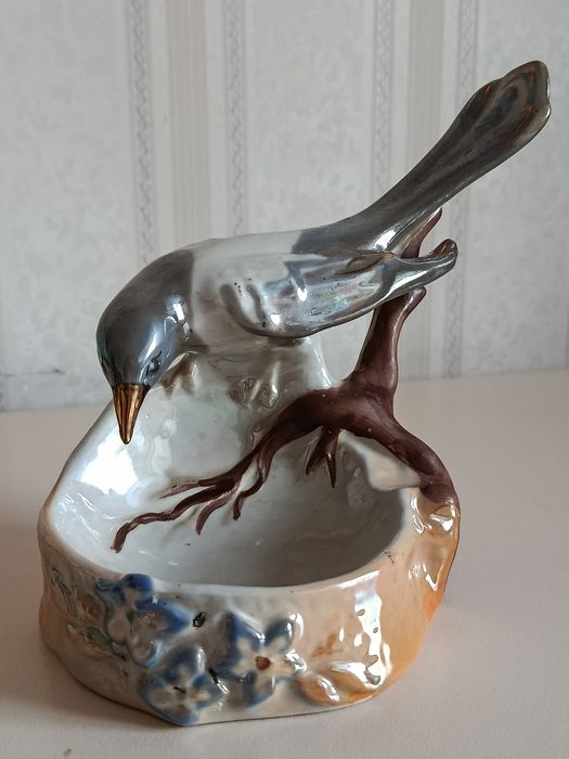 Порцелянова статуетка "Сорока"