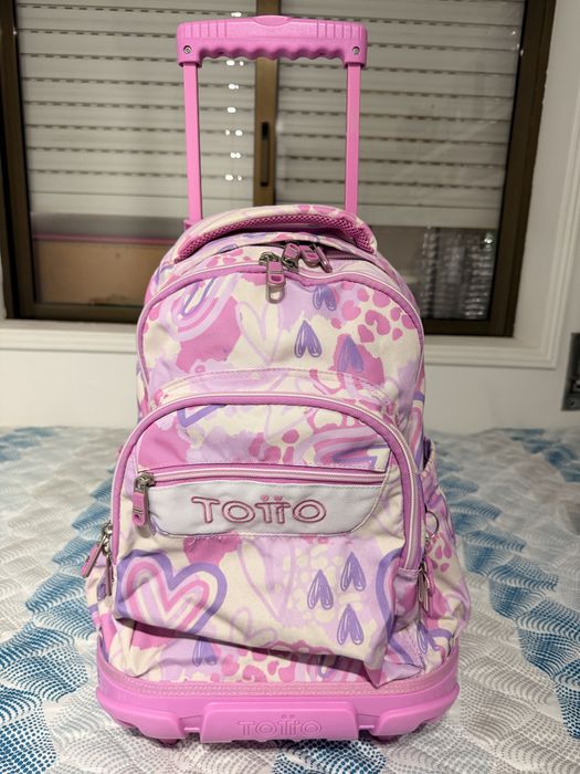 Conjunto escolar Totto