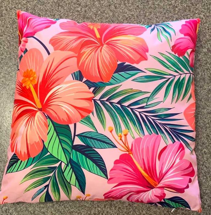 Nowa ozdobna poduszka ogrodowa 45 cm x 45 cm (dostępne 2 szt.)