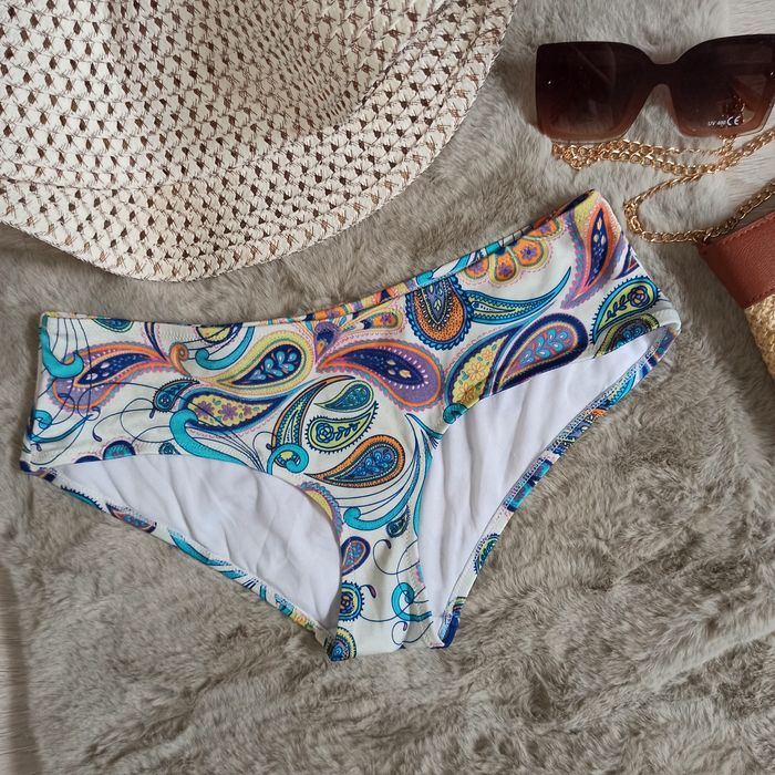 O Beach. Dół od bikini, figi kąpielowe M