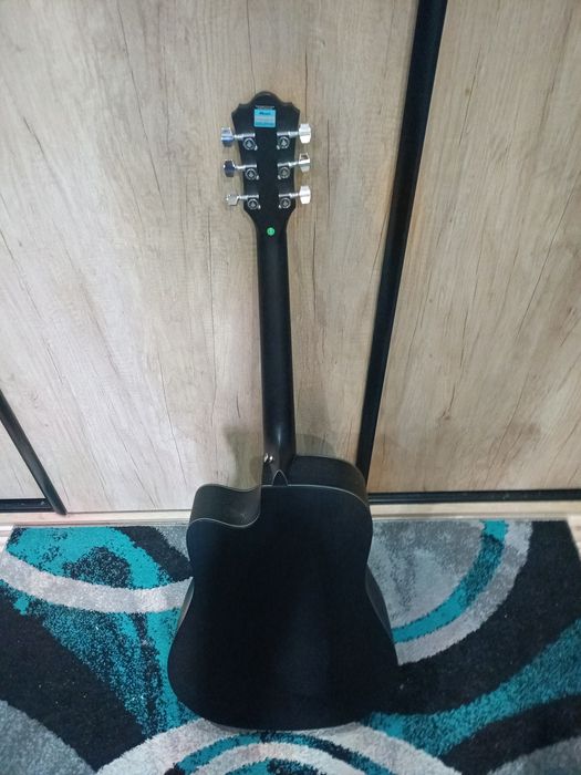 Nowa gitara akustyczna (nieużywana) | 400 zł