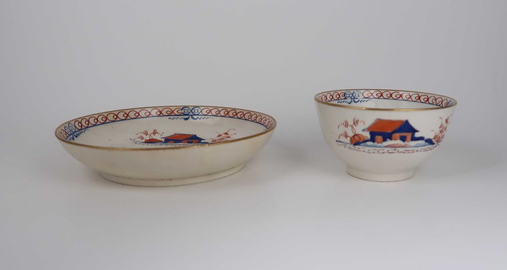 Taça com base em cerâmica de Lowestoft, Séc. XVIII/XIX