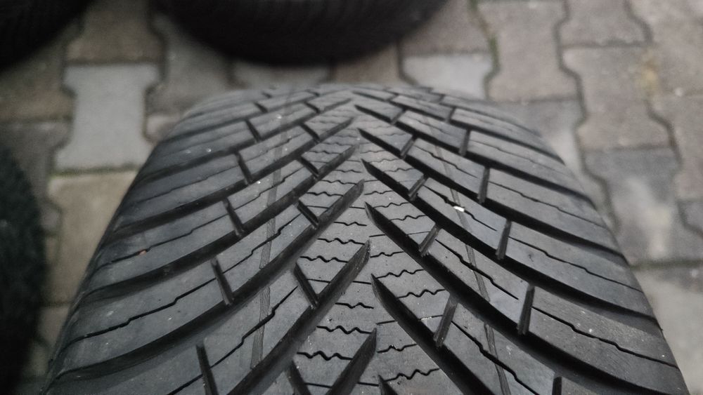 4x koła stalowe 16 Volvo C30 S40 V50 V40 Vredestein Całoroczne 205/55R16