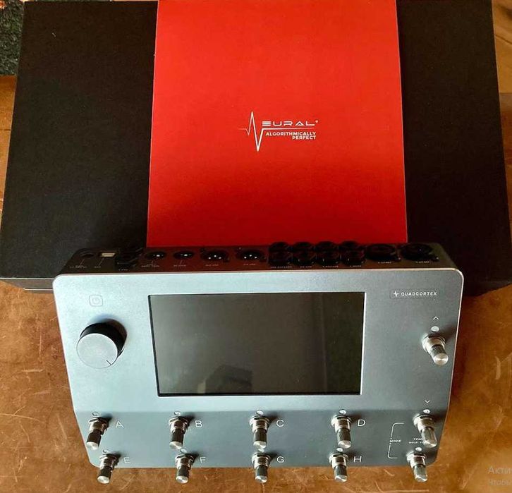 Neural DSP QUAD CORTEXのUSED品 Neural DSP Quad Cortex Quad-Core Digital Effects Modeler