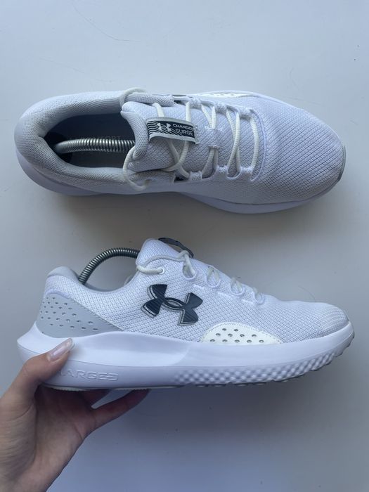 Кросівки under armour