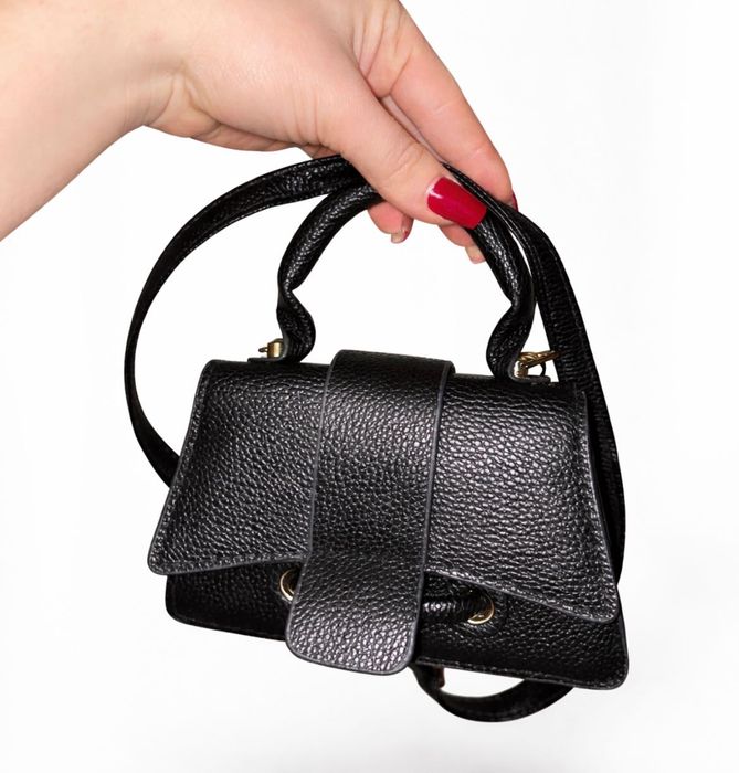 Жіноча міні-сумочка, чорна