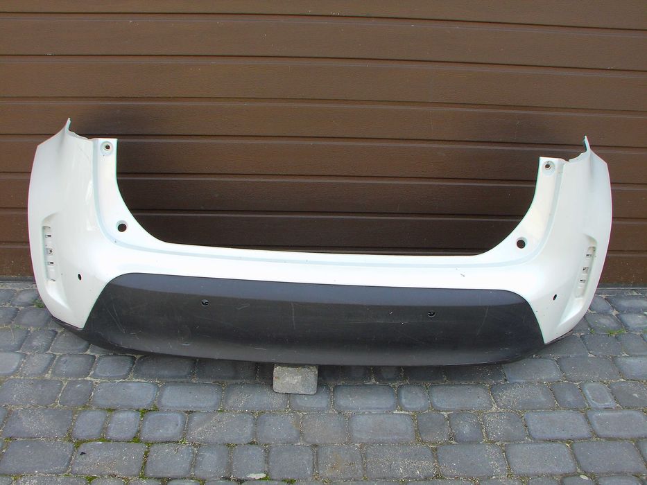 Toyota yaris cross 20-  zderzak tył