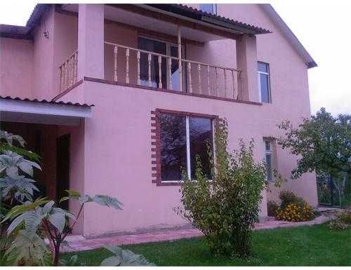 Русанівські сади. Метро Лівобережна.Оренда будинку на літо 2-3 місяці