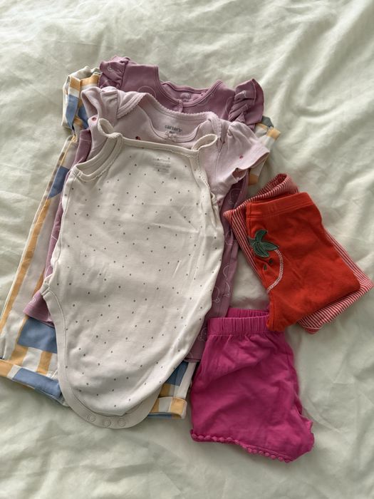 Літні речі на дівчинку